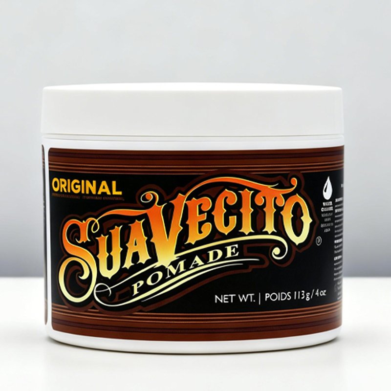 Pomade à base d'eau à tenue moyenne